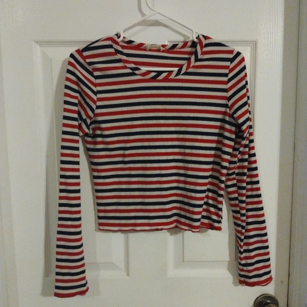 Long sleeved shirt